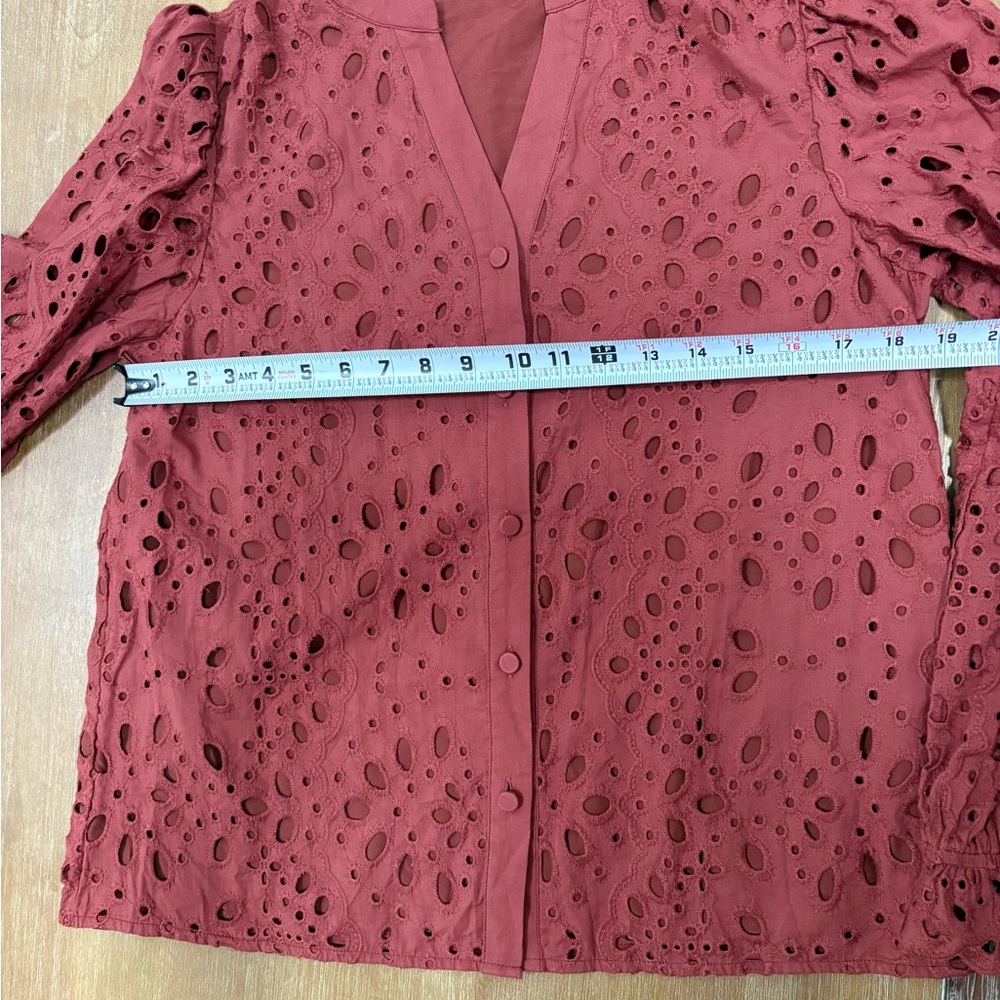Long sleeve Eyelet Blouse - Picture 8 of 10